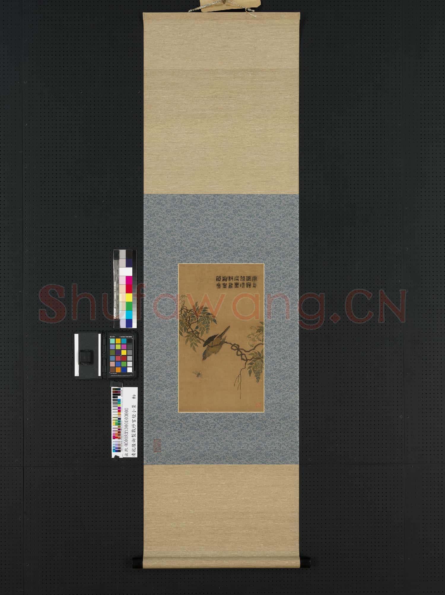 清乾隆御製戳紗宮燈小景.軸故絲
