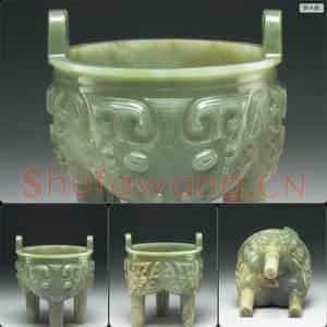 清 玉兽面纹鼎
