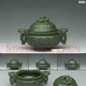 清 玉兽面龙耳炉