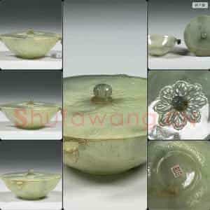 公元17-18世纪 玉平口花蕾柄碗