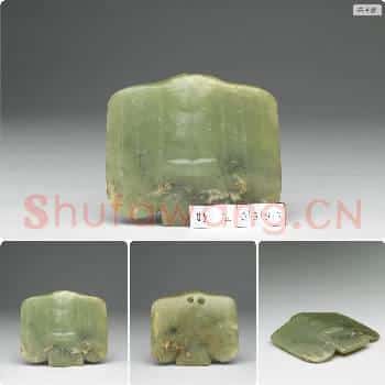 红山文化晚期 玉鸟形佩