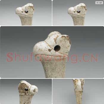 红山文化晚期 白石鹰杖首