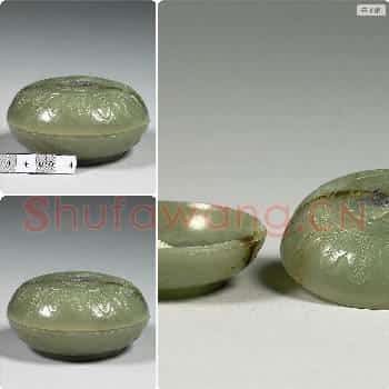 清 玉雕花圆盒