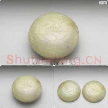 清 玉番莲圆盒