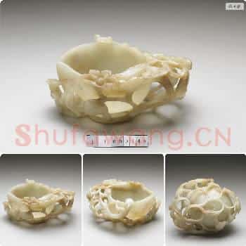 明至清 玉螭虎连枝桃式洗